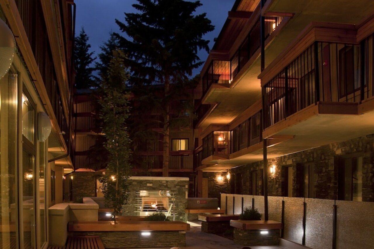 Banff Aspen Lodge Exterior photo